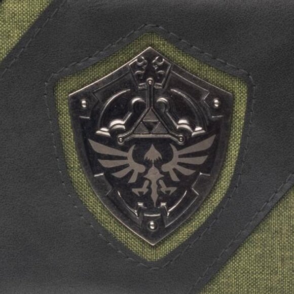 Legend of Zelda Shield Bifold Wallet with Master Sword Keychain - Picture 6 of 9